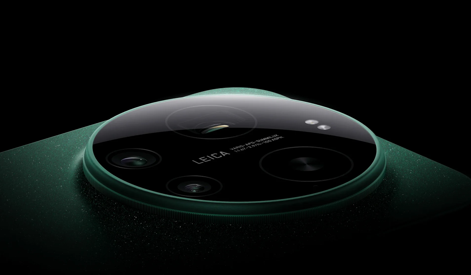 Камера смартфона Xiaomi 17 Ultra